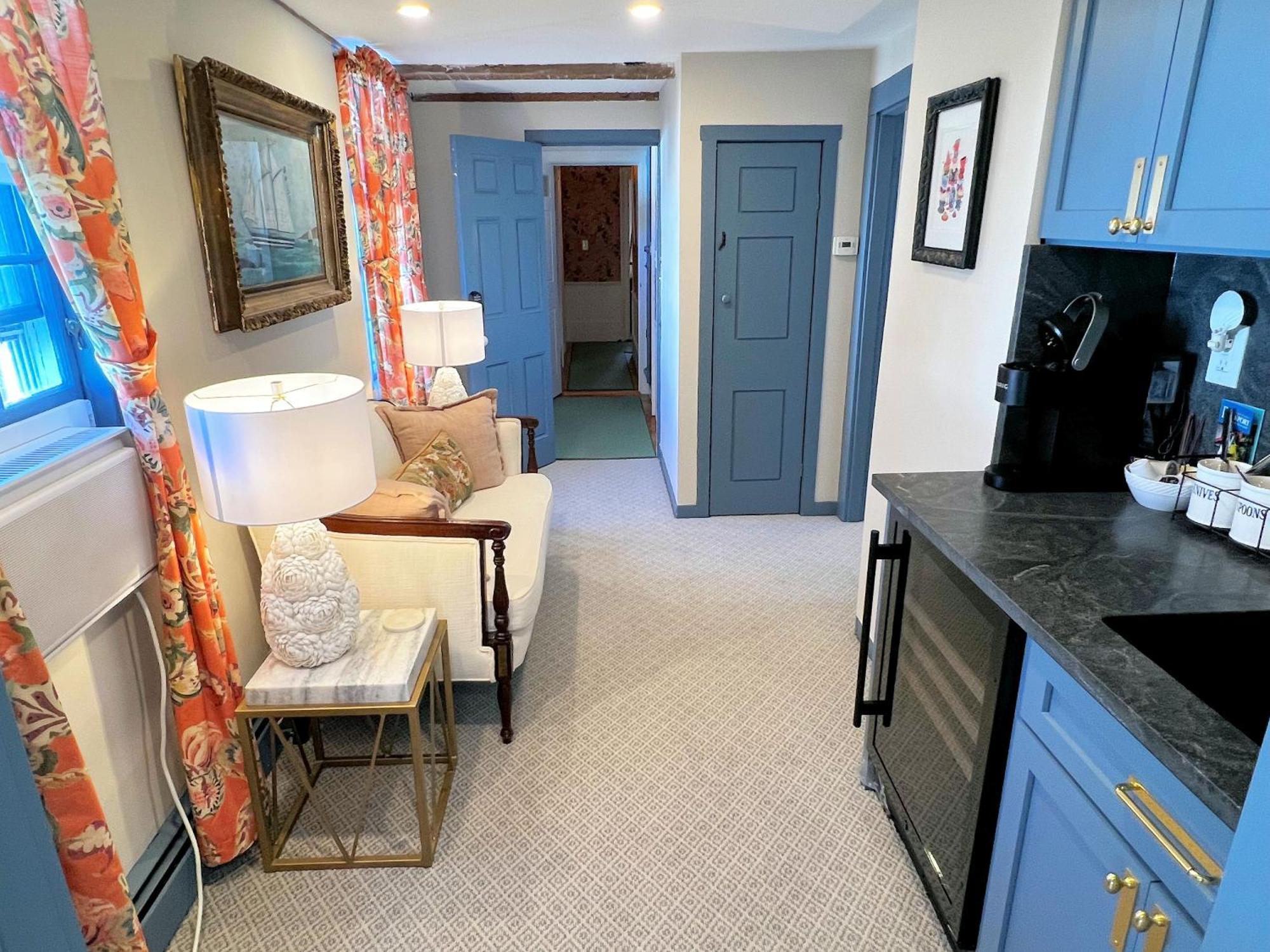 Deluxe Double Room with Bath